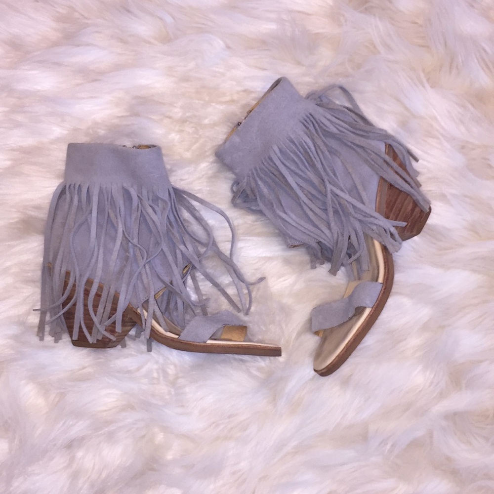 Gray heels